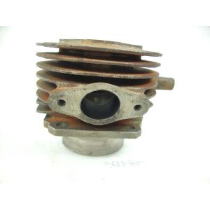 ORIGINAL PIAGGIO VESPA 50 ENGINE CYLINDER