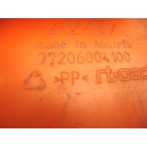 AIRBOX COVER SIDE PANEL