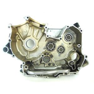 RIGHT CRANKCASE ENGINE BASE