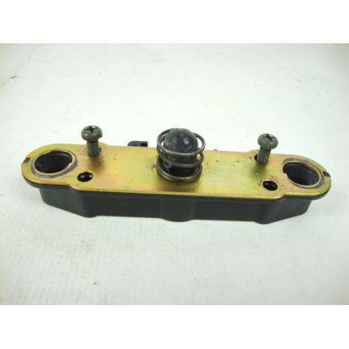UNDER-SEAT CLOSURE LOCK