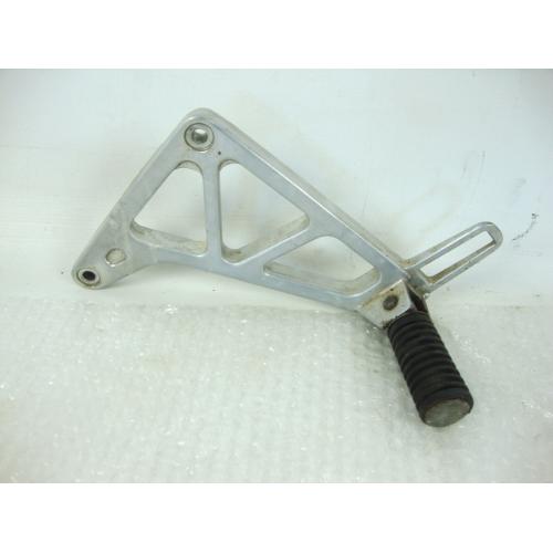 REAR LEFT FOOTREST