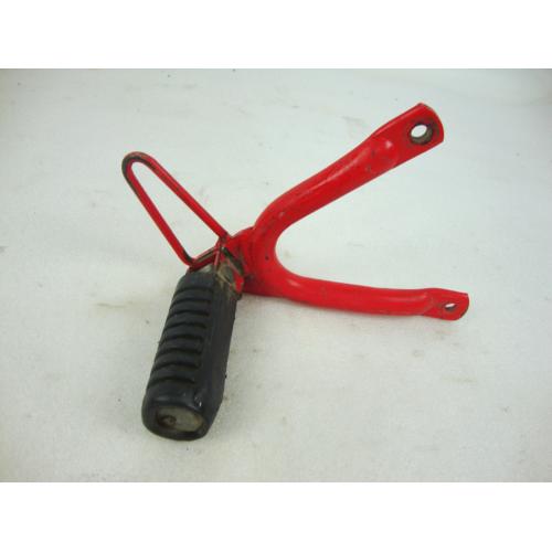 REAR FOOTREST RH