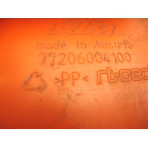 AIRBOX COVER SIDE PANEL