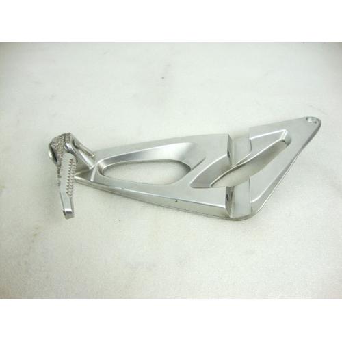 REAR LEFT FOOTREST