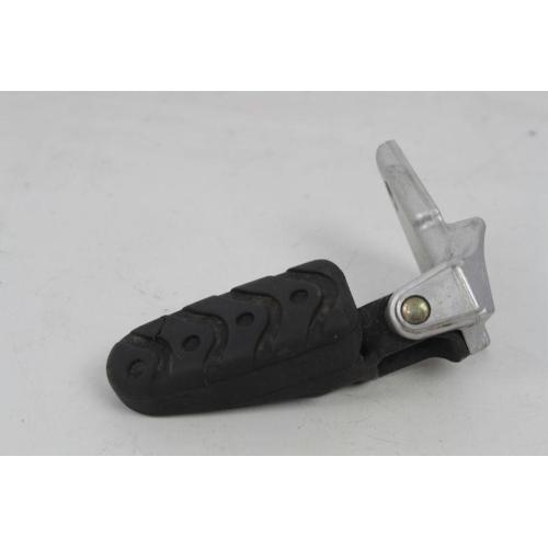 FRONT RH FOOTREST