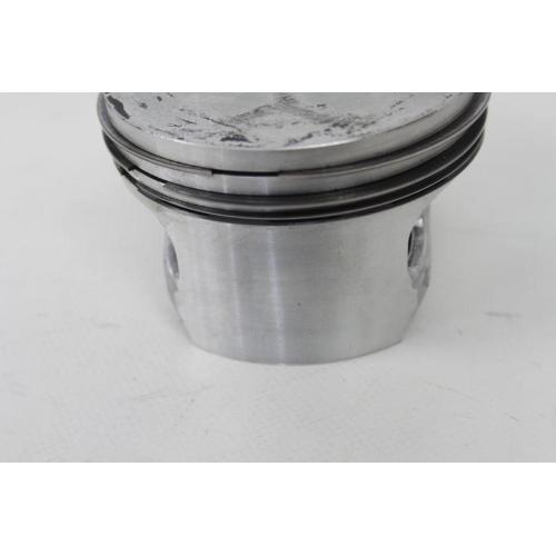 CYLINDER + PISTON