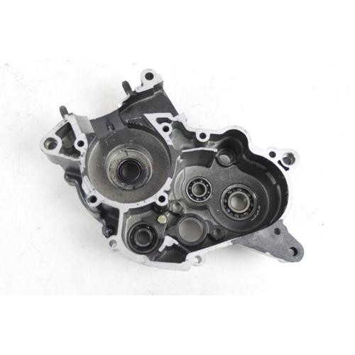 RIGHT CENTRAL ENGINE CRANKCASE