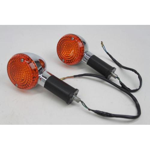 FRONT/REAR INDICATORS