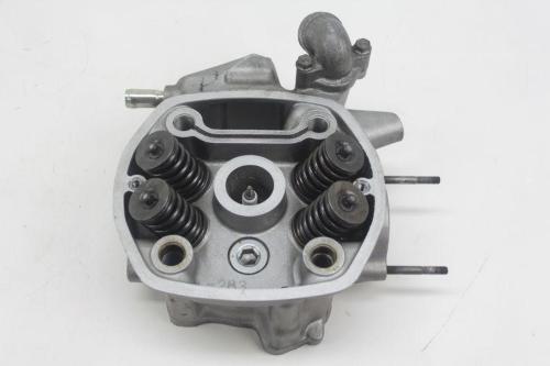 RIGHT ENGINE HEAD