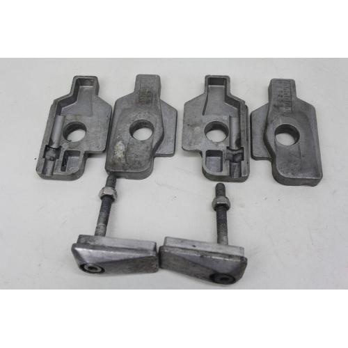 FORK CHAIN ADJUSTERS