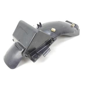 PLASTIC UNDER-SADDLE