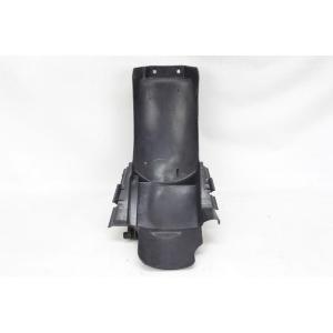 PLASTIC UNDER-SADDLE