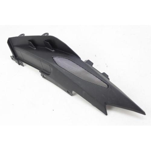 LEFT REAR SIDE PANEL PLASTIC