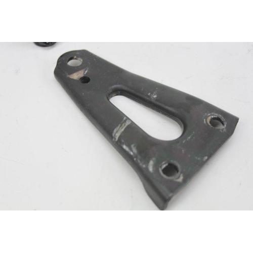 ENGINE PIN BRACKET KIT