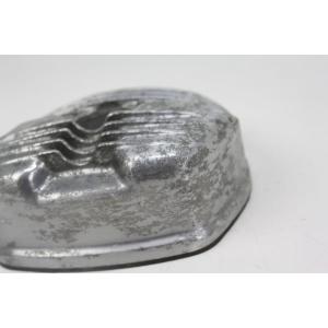 VALVE COVER