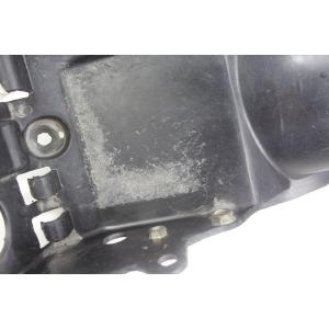 PLASTIC UNDER-SADDLE