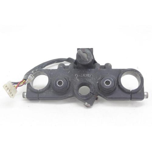 UPPER FORK PLATE + IGNITION SWITCH WITH KEY