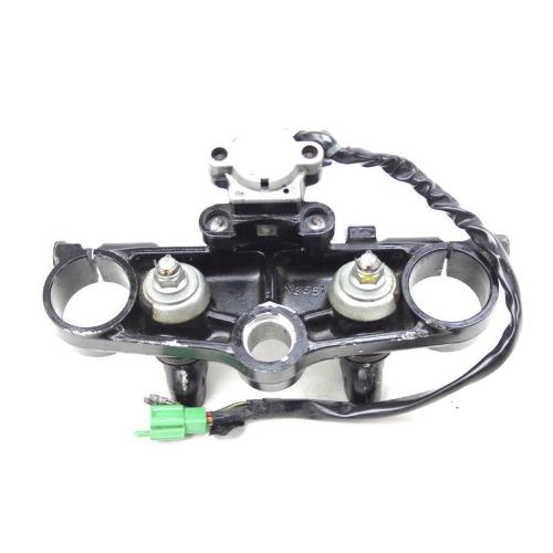 FORK PLATE + IGNITION SWITCH WITH KEY