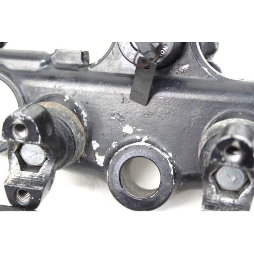 FORK PLATE + IGNITION SWITCH WITH KEY