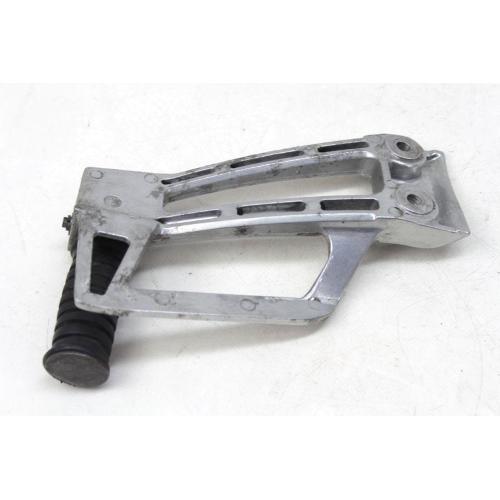 REAR RIGHT FOOTREST