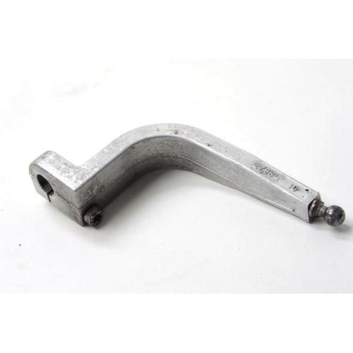 GEAR CHANGE LEVER PEDAL RETURN