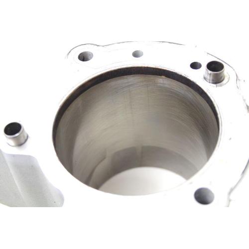 CYLINDERS + PISTONS