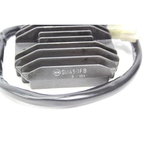 REGOLATORE DI TENSIONE SH-650FB