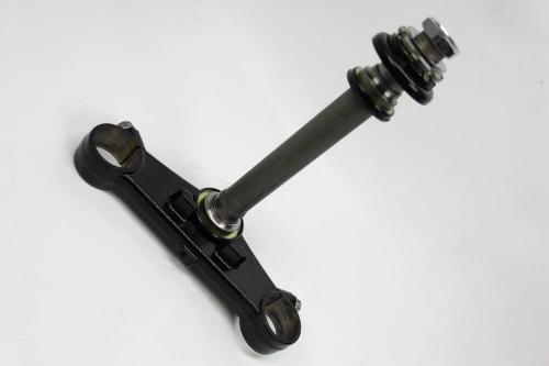 FORK LOWER PLATE