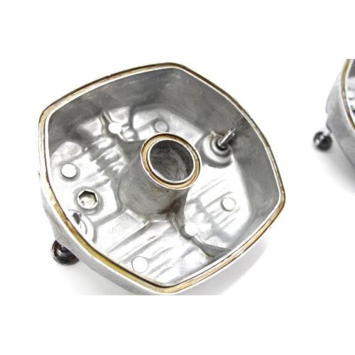 VALVE COVERS