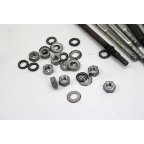 ENGINE CRANKCASE CENTER BOLT KIT