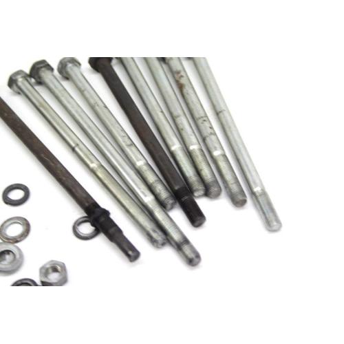 ENGINE CRANKCASE CENTER BOLT KIT