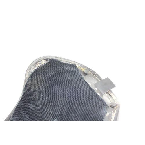 SINGLE-SEAT SADDLE