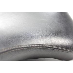 SINGLE-SEAT SADDLE
