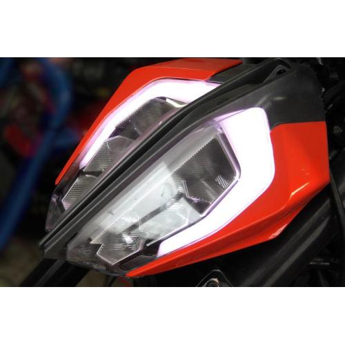 FRONT HEADLIGHT