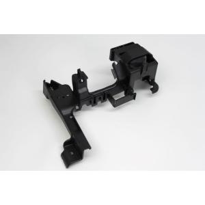 PLASTIC UNDER-SADDLE