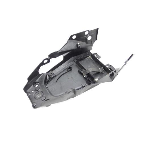 PLASTIC UNDER-SADDLE
