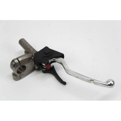 CLUTCH MASTER CYLINDER
