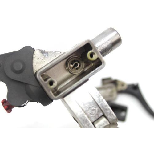 CLUTCH MASTER CYLINDER