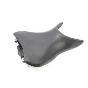 FRONT SADDLE