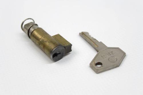 STEERING LOCK