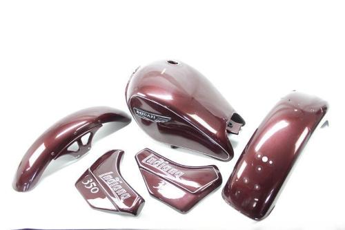 COMPLETE TANK AND BODYWORK KIT