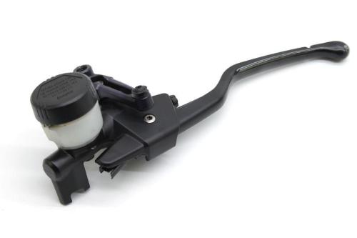 CLUTCH MASTER CYLINDER