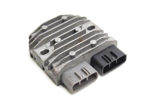 REGOLATORE DI TENSIONE DZE 7000079